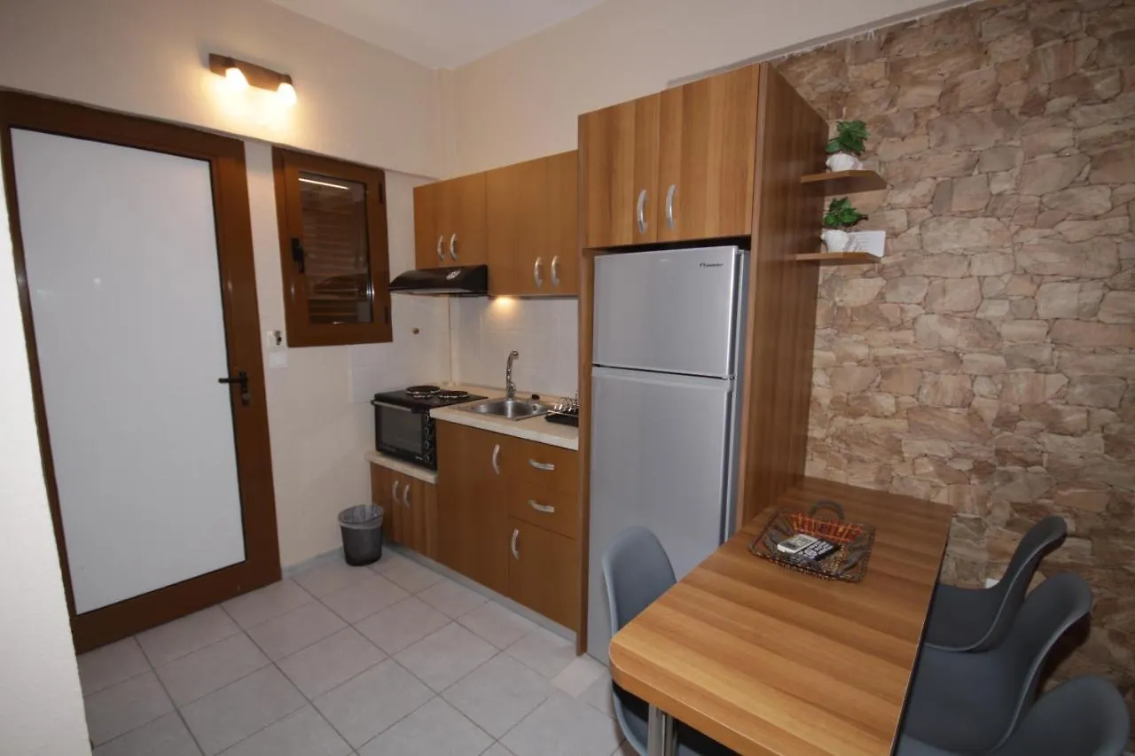 Edra Studios Apartment Vourvourou