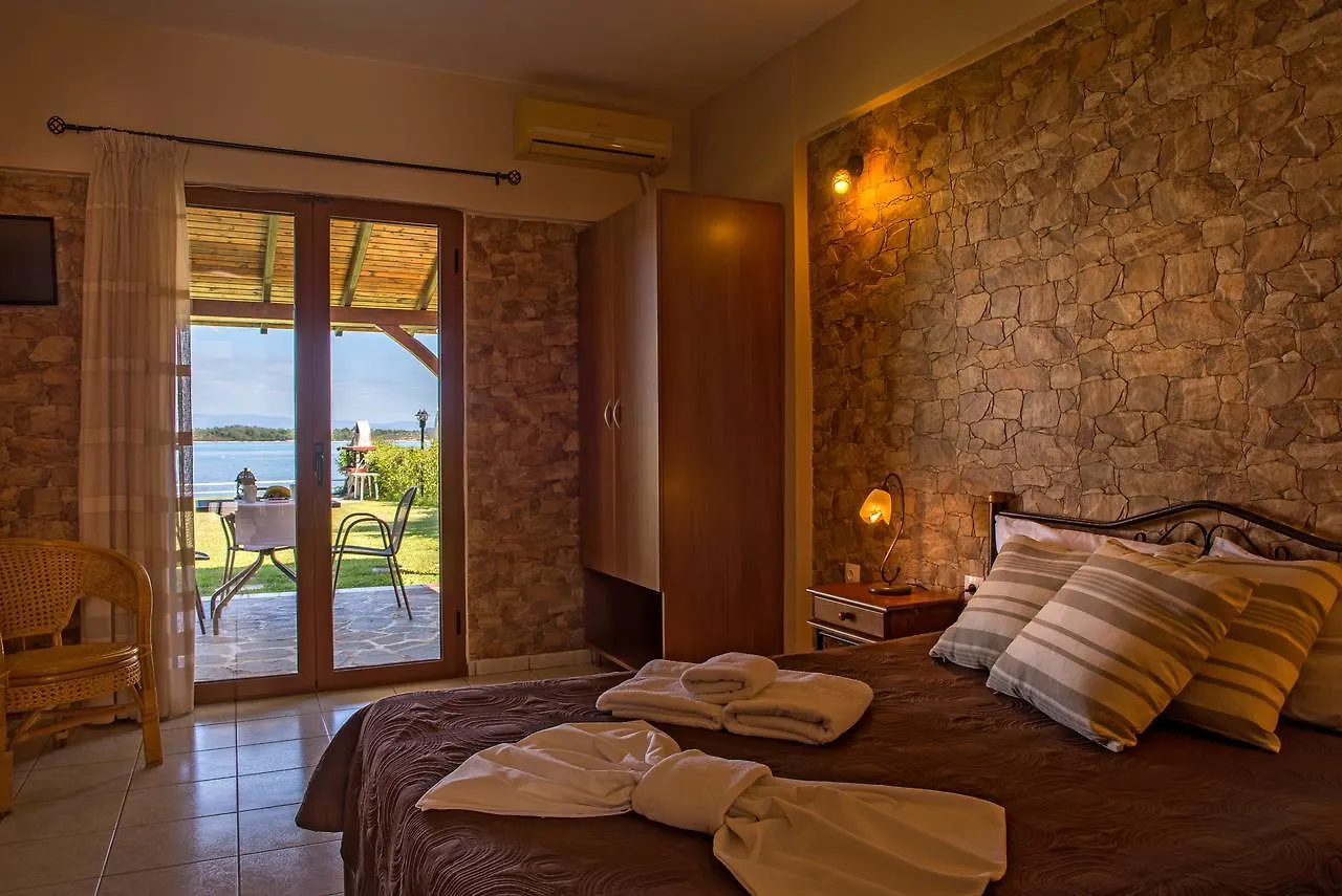Edra Studios Apartment Vourvourou 0*,