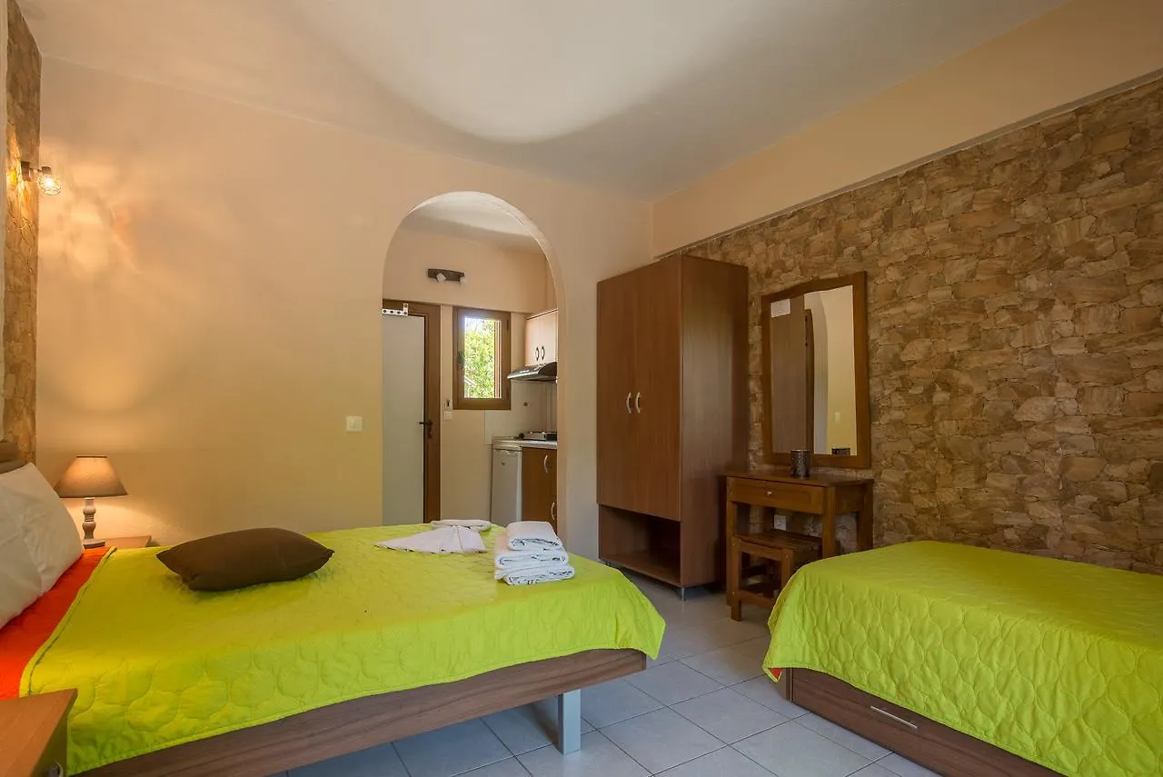 Edra Studios Apartment Vourvourou