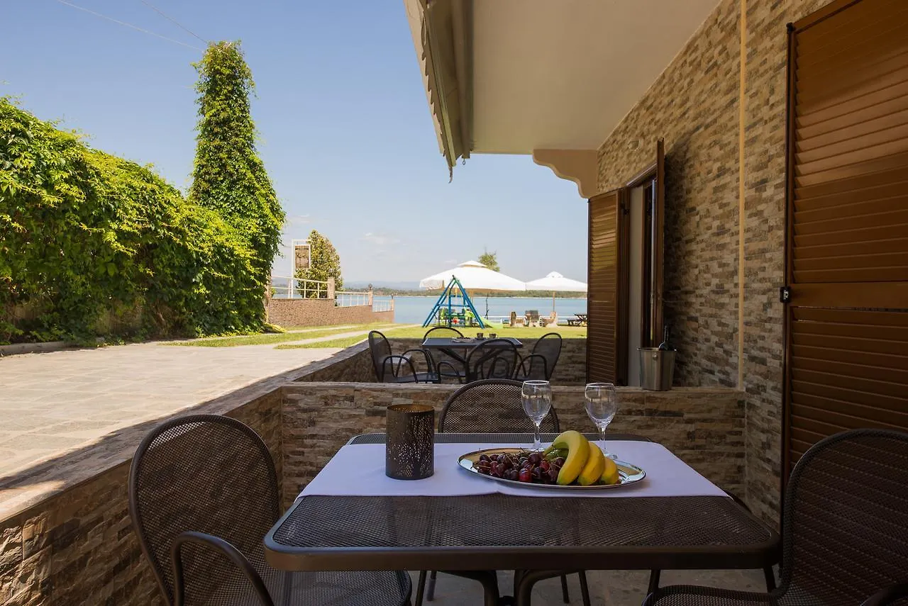 Edra Studios Apartment Vourvourou
